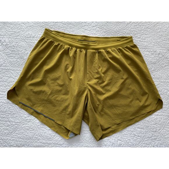 Lululemon Men's Surge 6" Shorts Size XL - Picture 1 of 8